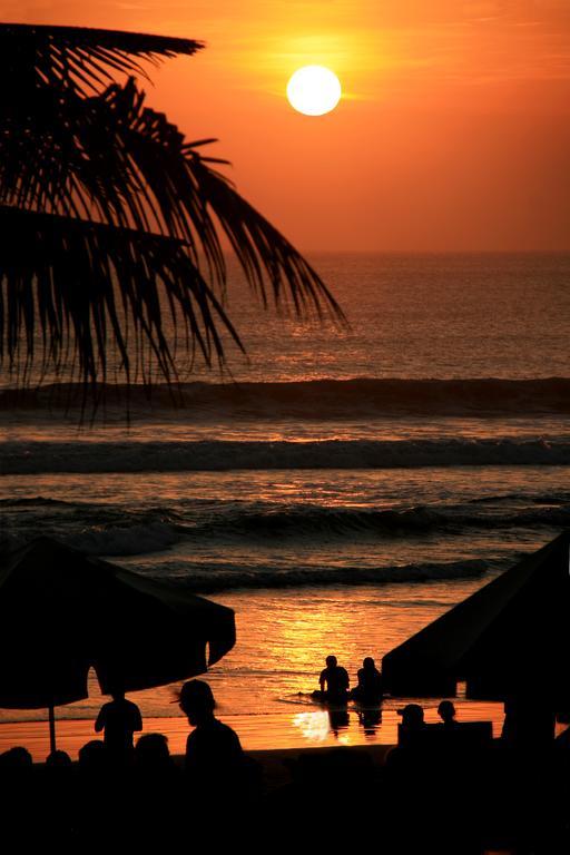 Legian Beach Villas Екстер'єр фото
